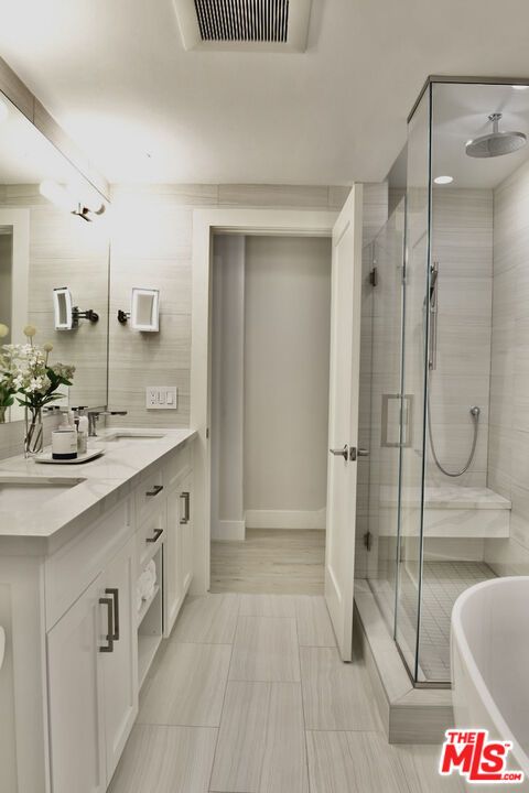 Bathroom, Dual Sink Vanities, Glass Shower, Interior, Recessed Lighting