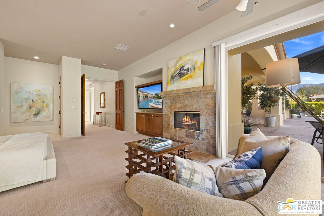 Fireplace, Interior, Living room, Recessed Lighting