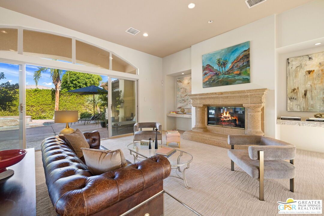 Fireplace, Interior, Living room, Recessed Lighting