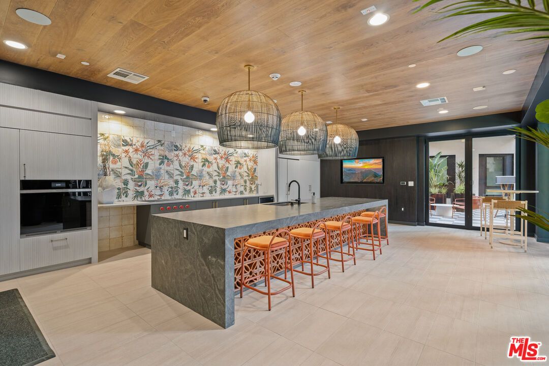 Interior, Kitchen, Pendant Lights, Recessed Lighting, Wooden Ceilings