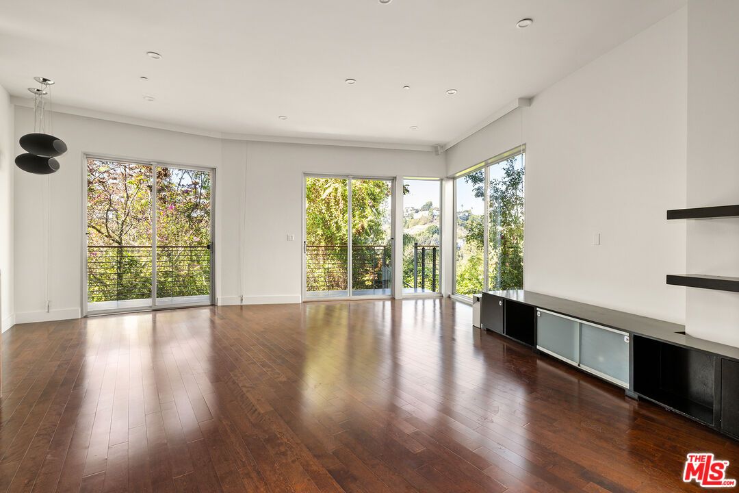Empty room, Interior, Pendant Lights, Recessed Lighting, Wood Texture Flooring