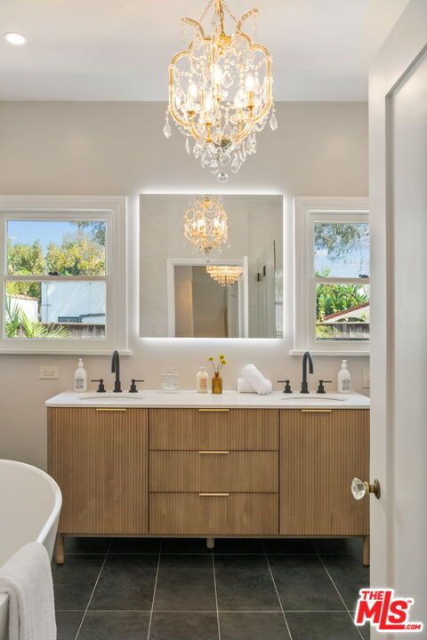 Bathroom, Chandelier, Dual Sink Vanities, Free Standing Baths, Interior, Recessed Lighting