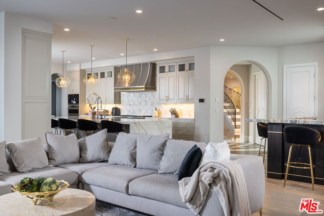 Interior, Kitchen, Living room, Pendant Lights, Recessed Lighting, Stainless Steel Appliances, Wood Texture Flooring