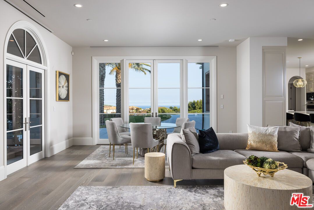 Dining room, Interior, Living room, Pendant Lights, Recessed Lighting, Water, Wood Texture Flooring