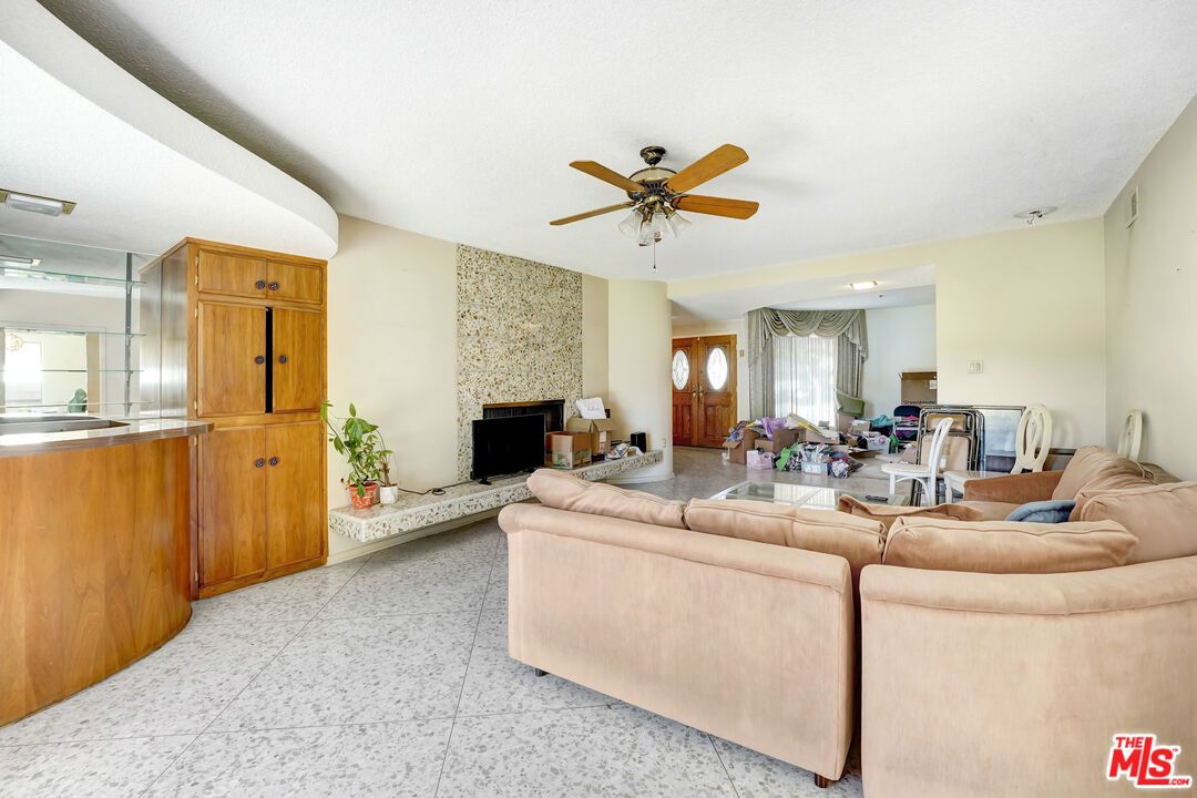 Fireplace, Interior, Living room, Recessed Lighting