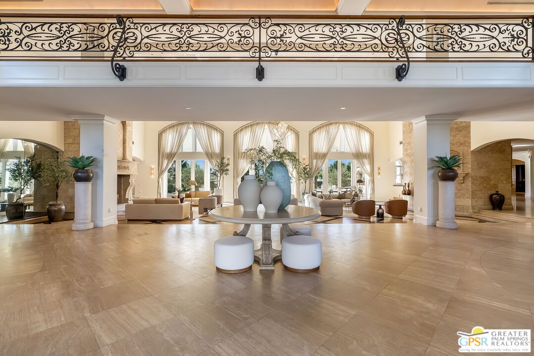 Fireplace, Interior, Living room