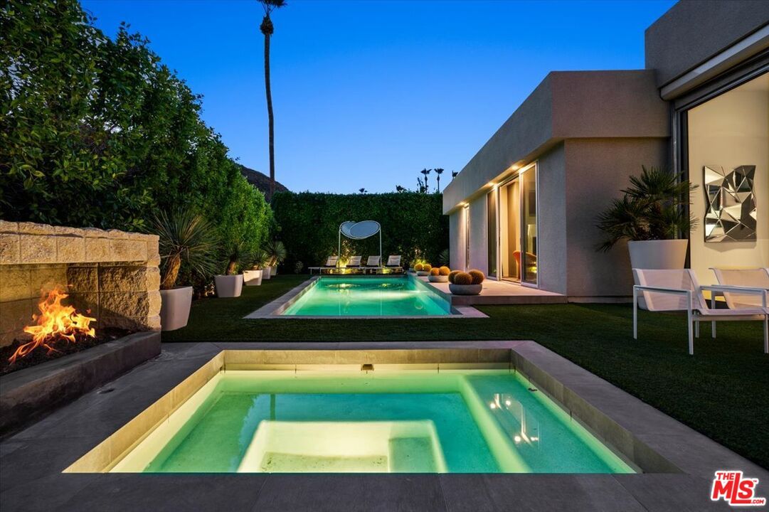 Exterior, Fireplace, Pool