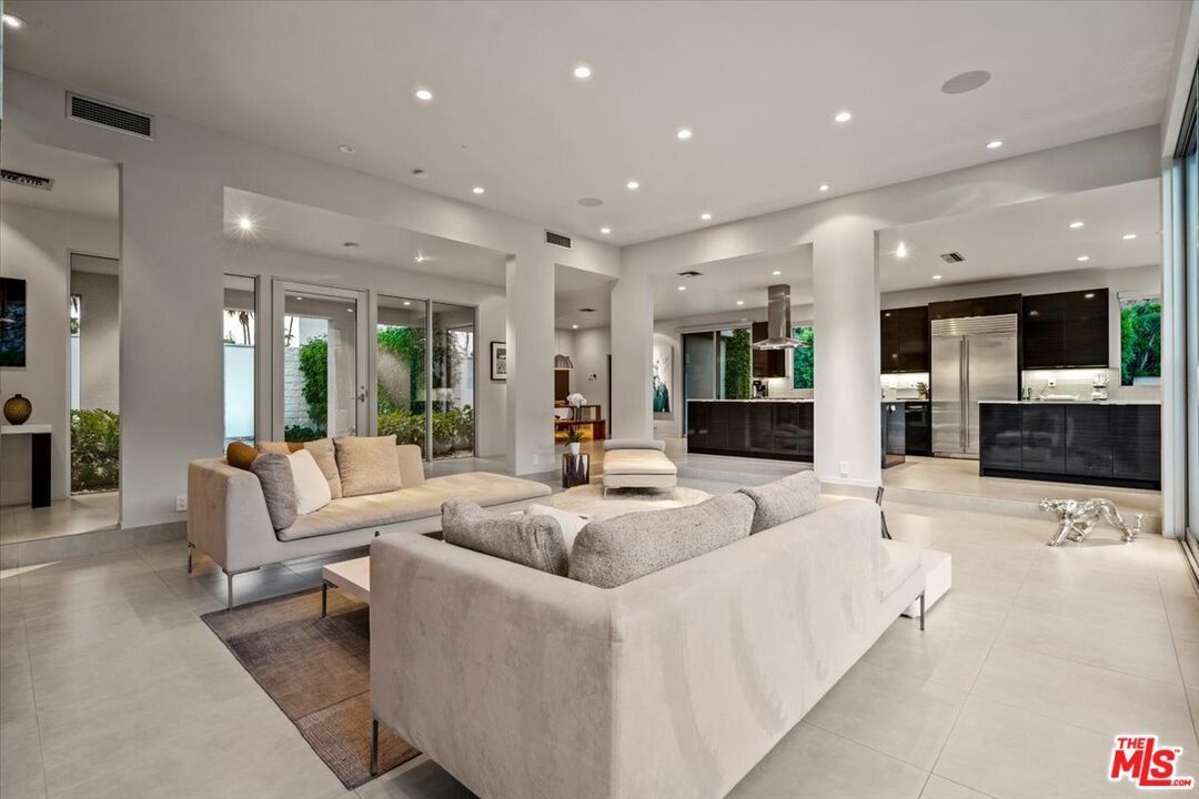 Interior, Kitchen, Living room, Recessed Lighting, Stainless Steel Appliances