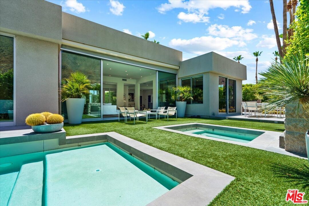 Backyard, Exterior, Pool