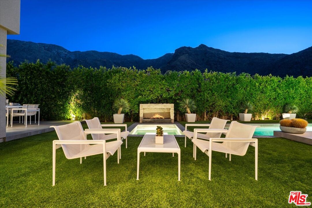 Exterior, Fireplace, Pool