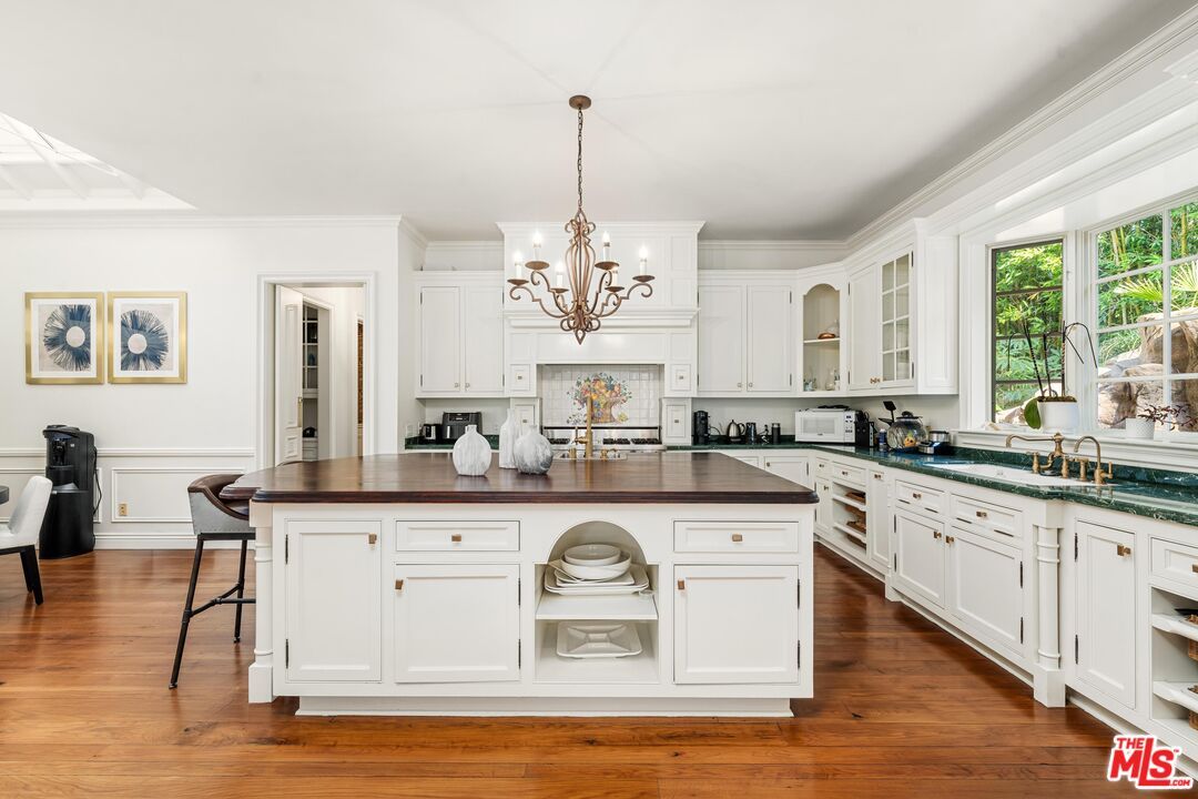 Chandelier, Interior, Kitchen, Pendant Lights, Wood Texture Flooring