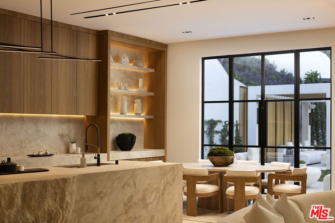 Dining room, Interior, Kitchen, Recessed Lighting