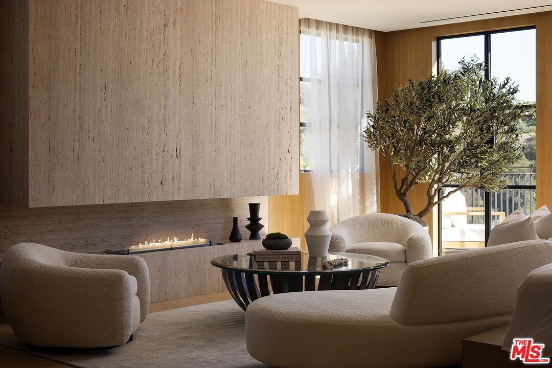 Fireplace, Interior, Living room