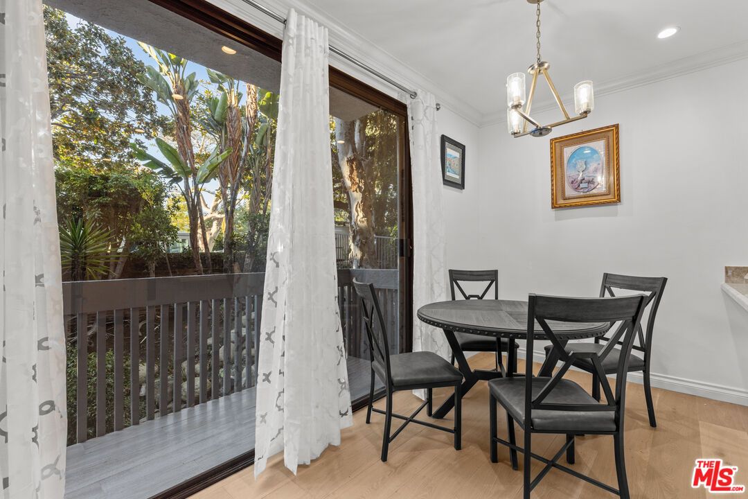 Dining room, Interior, Pendant Lights, Recessed Lighting, Wood Texture Flooring