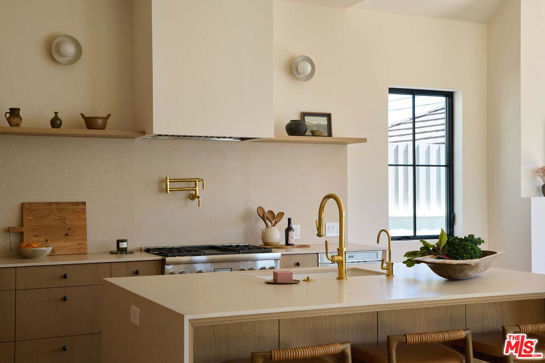 Interior, Kitchen, Stainless Steel Appliances