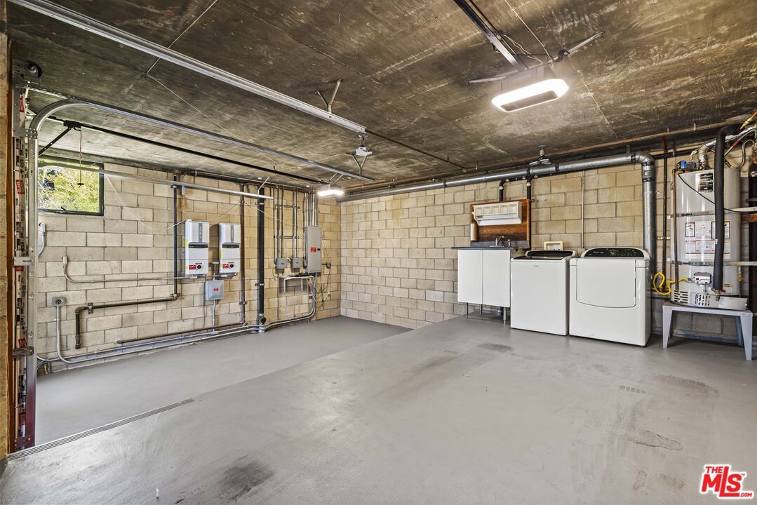 Interior, Stone Walls, Washer