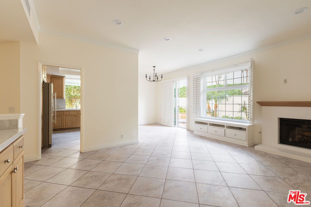 Chandelier, Empty room, Fireplace, Interior, Recessed Lighting