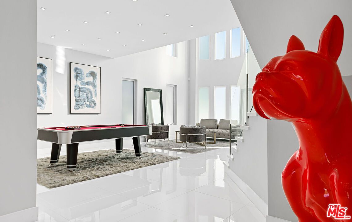 Billiard Table, Game Room, Interior, Living room, Recessed Lighting