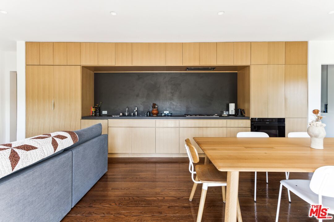 Dining room, Interior, Living room, Recessed Lighting, Wood Texture Flooring