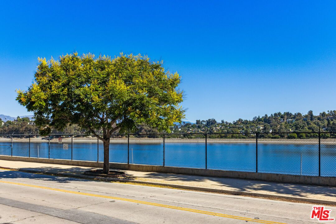 Exterior, Tennis Courts