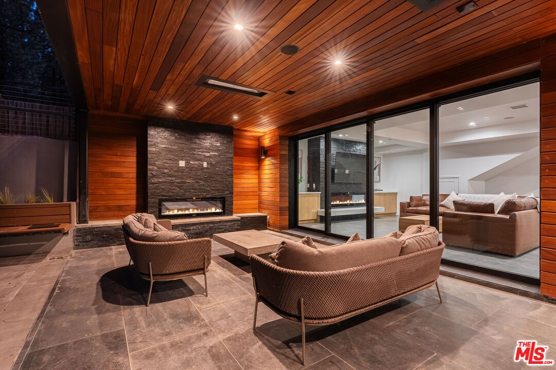 Fireplace, Interior, Living room, Recessed Lighting, Wooden Ceilings, Wooden Walls