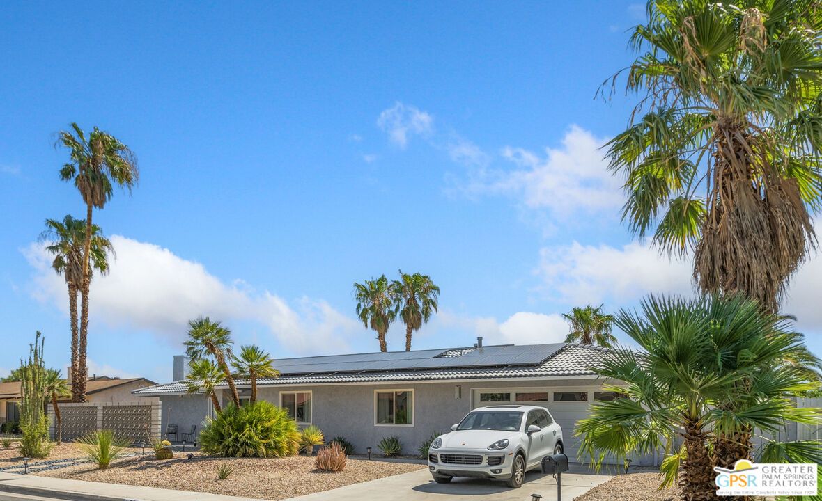 Exterior, Solar Panels