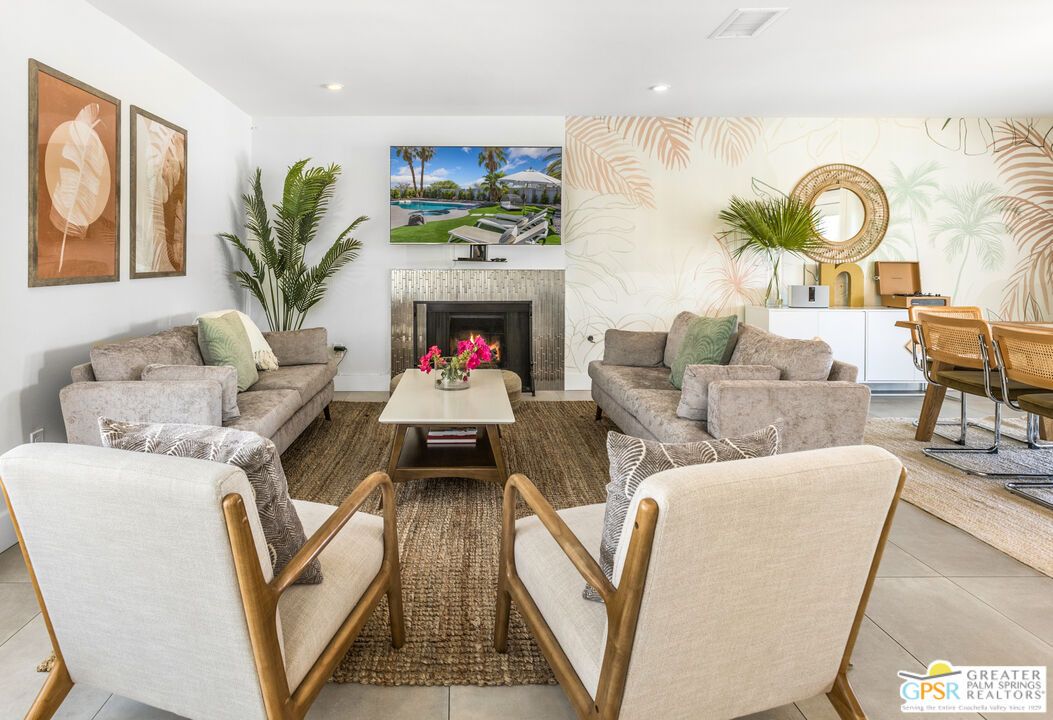 Dining room, Fireplace, Interior, Living room, Recessed Lighting