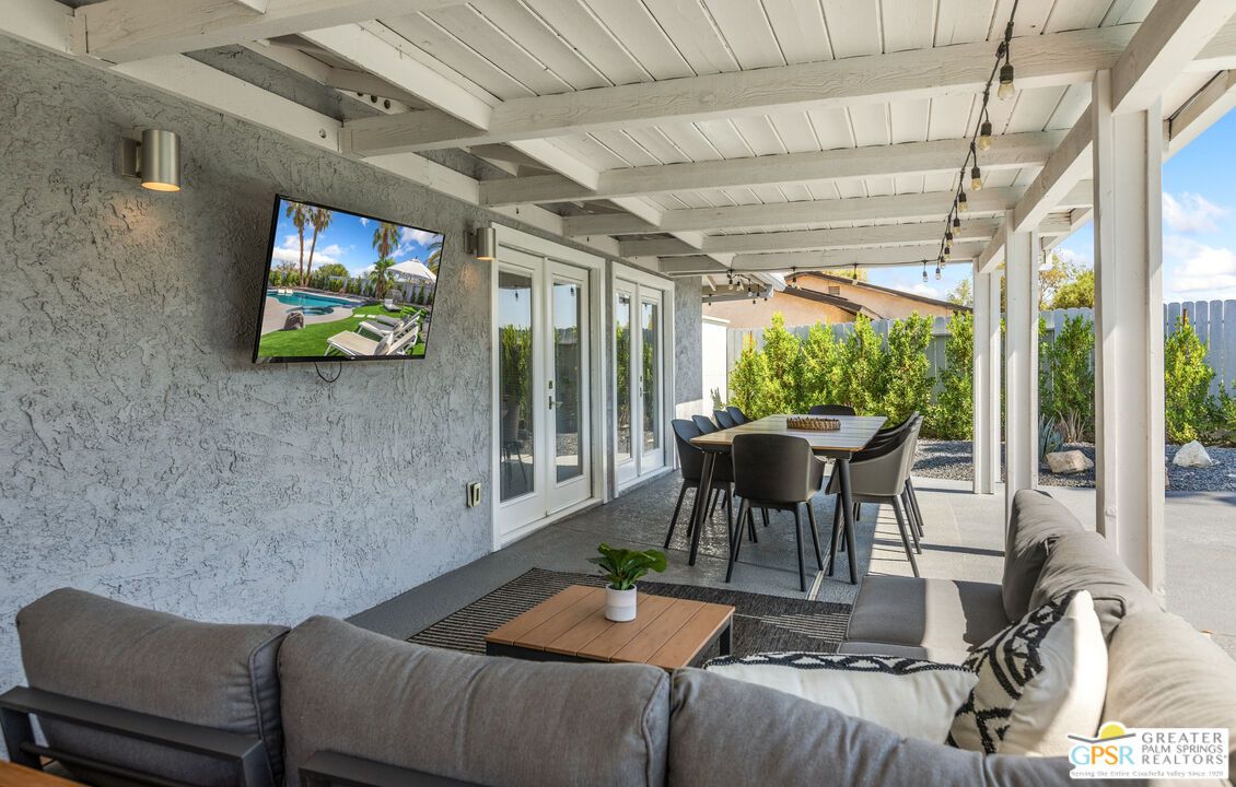 Dining room, Interior, Living room, Wooden Beams