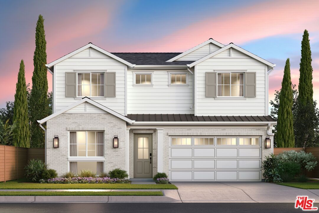 Attached, Exterior, Facade, Brick Facade, Farmhouse