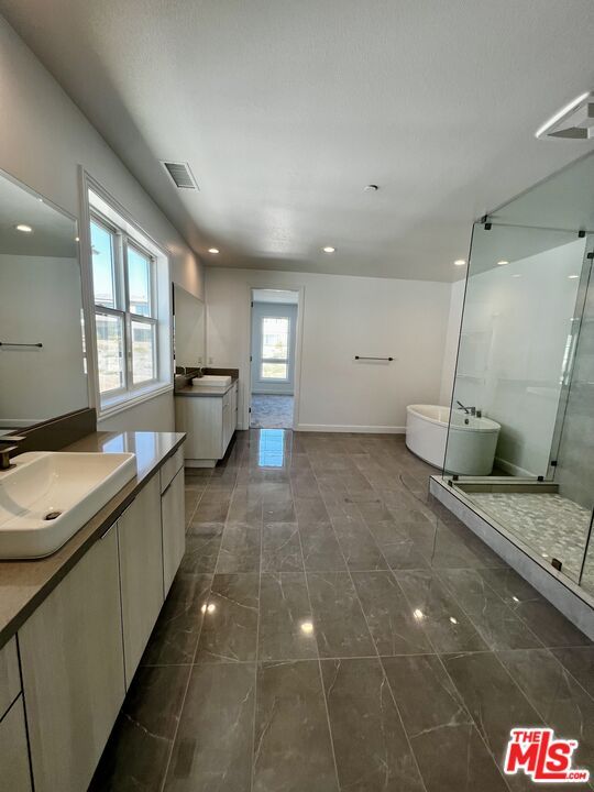 Bathroom, Dual Sink Vanities, Glass Shower, Interior, Recessed Lighting