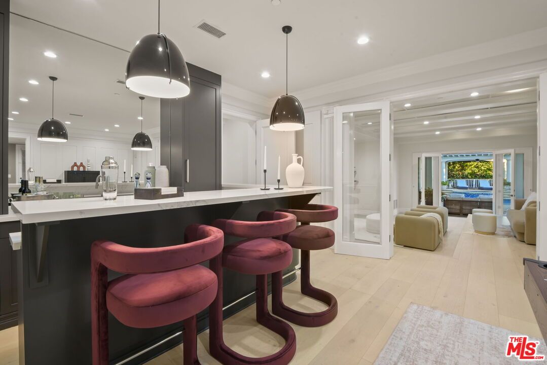 Interior, Kitchen, Living room, Pendant Lights, Recessed Lighting, Wood Texture Flooring