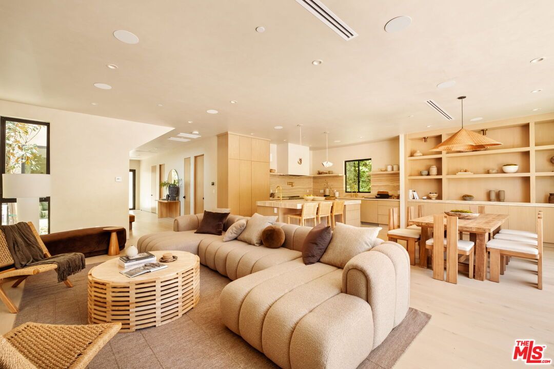 Dining room, Interior, Kitchen, Living room, Pendant Lights, Recessed Lighting, Wood Texture Flooring