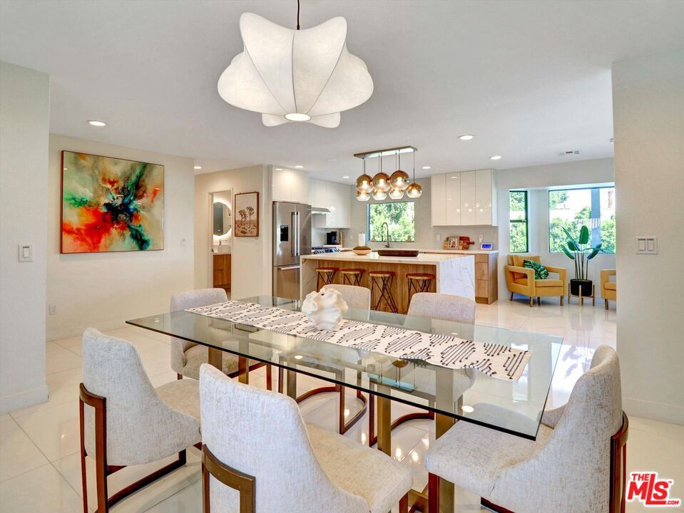 Dining room, Interior, Kitchen, Pendant Lights, Recessed Lighting, Stainless Steel Appliances