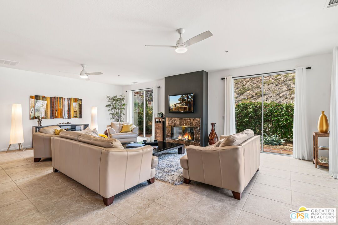 Fireplace, Interior, Living room