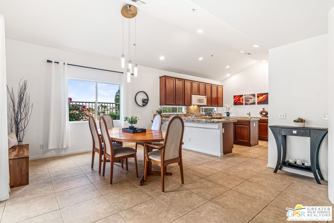 Dining room, Interior, Kitchen, Pendant Lights, Recessed Lighting
