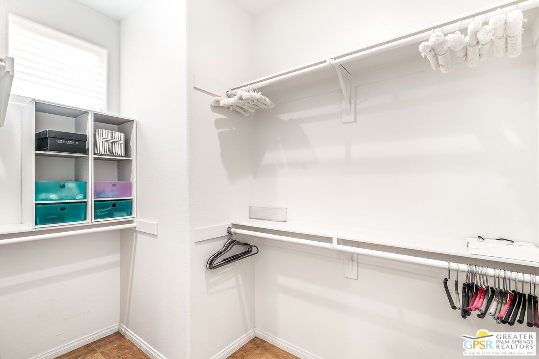 Interior, Walk-in Closets