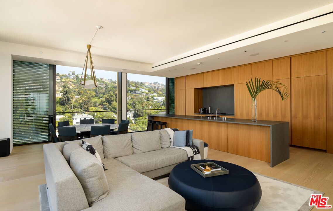 Dining room, Interior, Living room, Pendant Lights, Recessed Lighting, Wood Texture Flooring, Wooden Walls