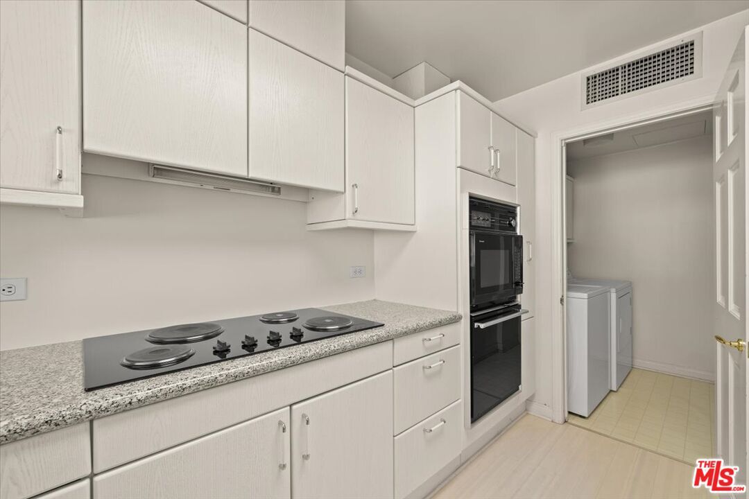 Interior, Kitchen, Washer