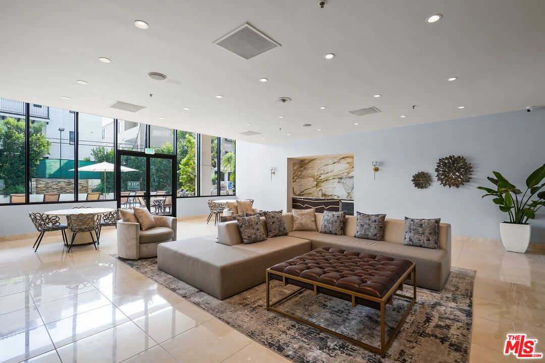 Fireplace, Interior, Living room, Marble Walls, Recessed Lighting