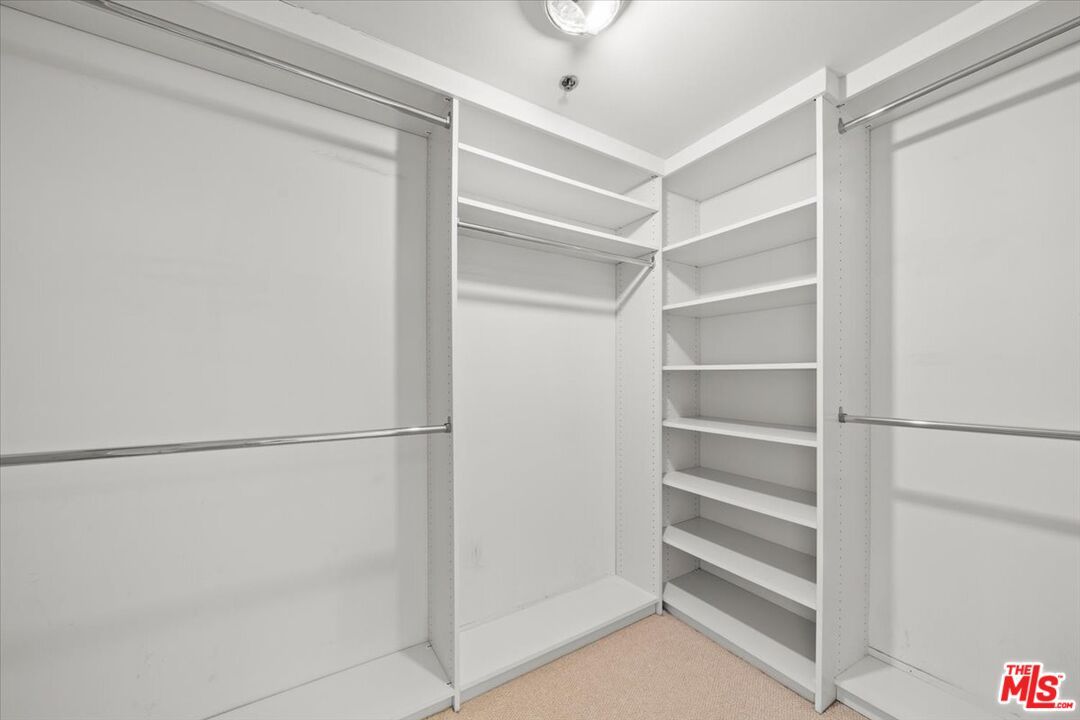 Interior, Walk-in Closets