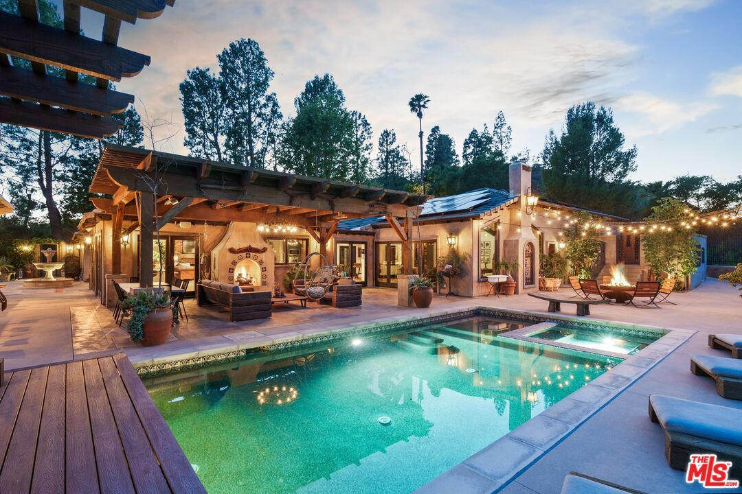 Exterior, Pool, Solar Panels