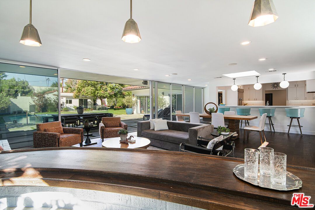 Dining room, Interior, Kitchen, Living room, Pendant Lights, Recessed Lighting, Wood Texture Flooring