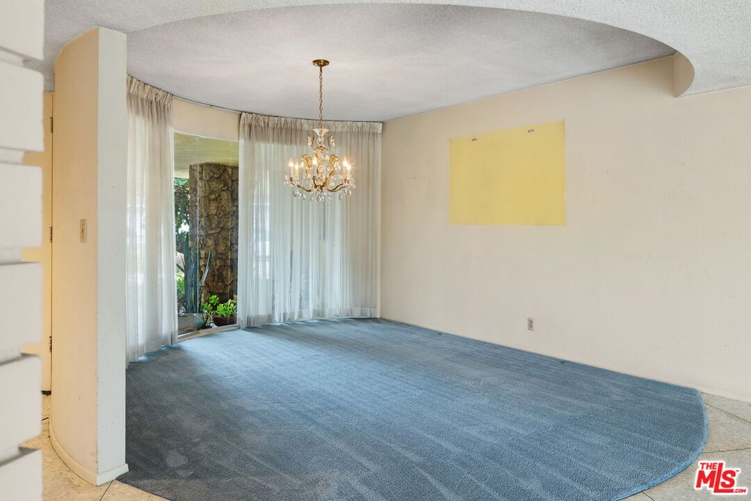 Chandelier, Empty room, Interior