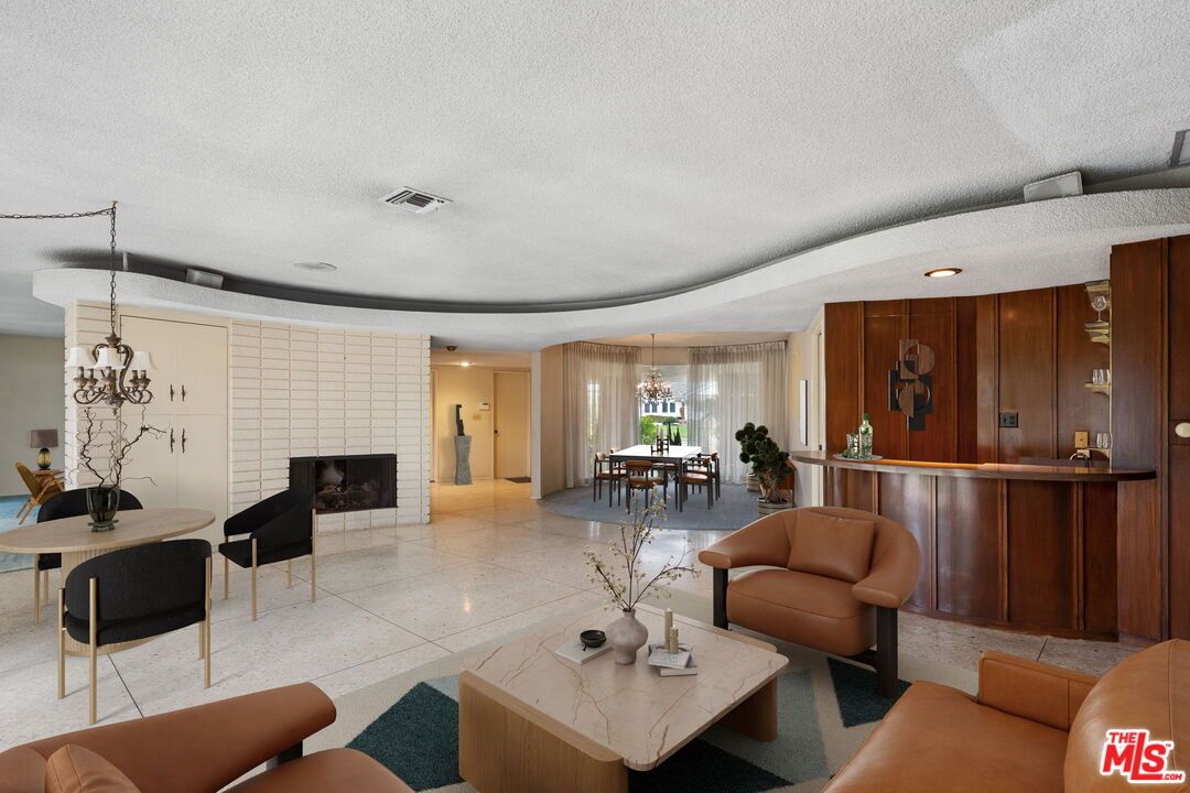 Chandelier, Dining room, Fireplace, Interior, Living room, Pendant Lights, Piano, Recessed Lighting