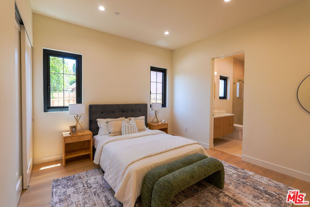 Bathroom, Bedroom, Interior, Recessed Lighting, Wood Texture Flooring