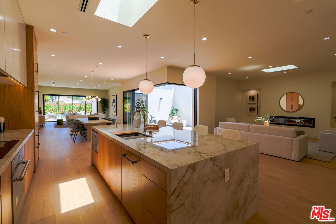Dining room, Interior, Kitchen, Living room, Pendant Lights, Recessed Lighting, Wood Texture Flooring