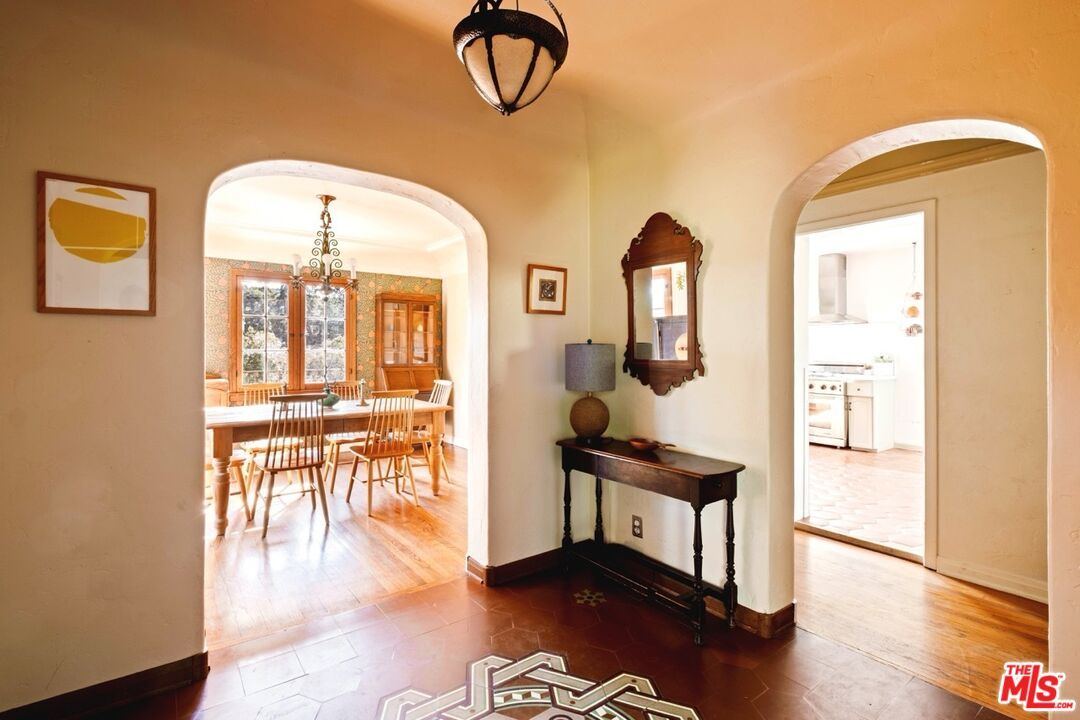 Chandelier, Dining room, Interior, Wood Texture Flooring