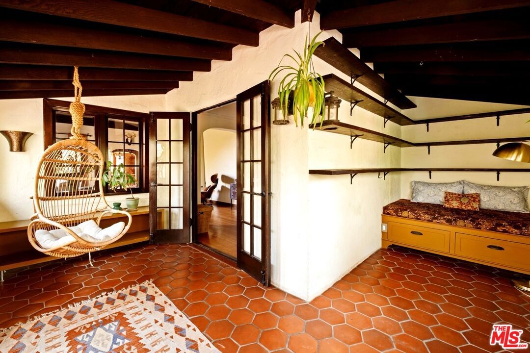 Interior, Wooden Beams