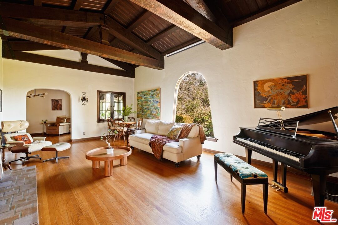 Interior, Living room, Piano, Wooden Beams, Wooden Ceilings, Wood Texture Flooring