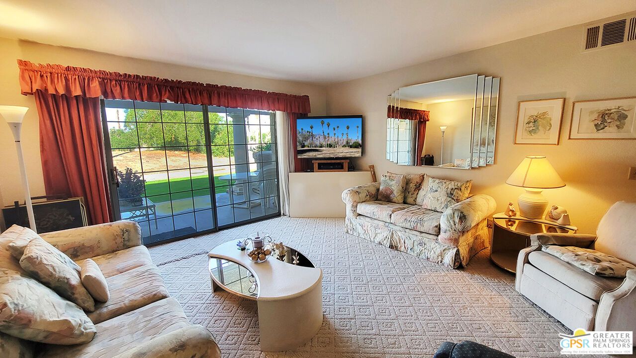 Interior, Living room